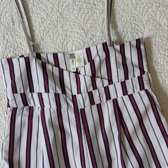 JAPNA Pinstripe Cropped Suspender Pants - Picture 4 of 6